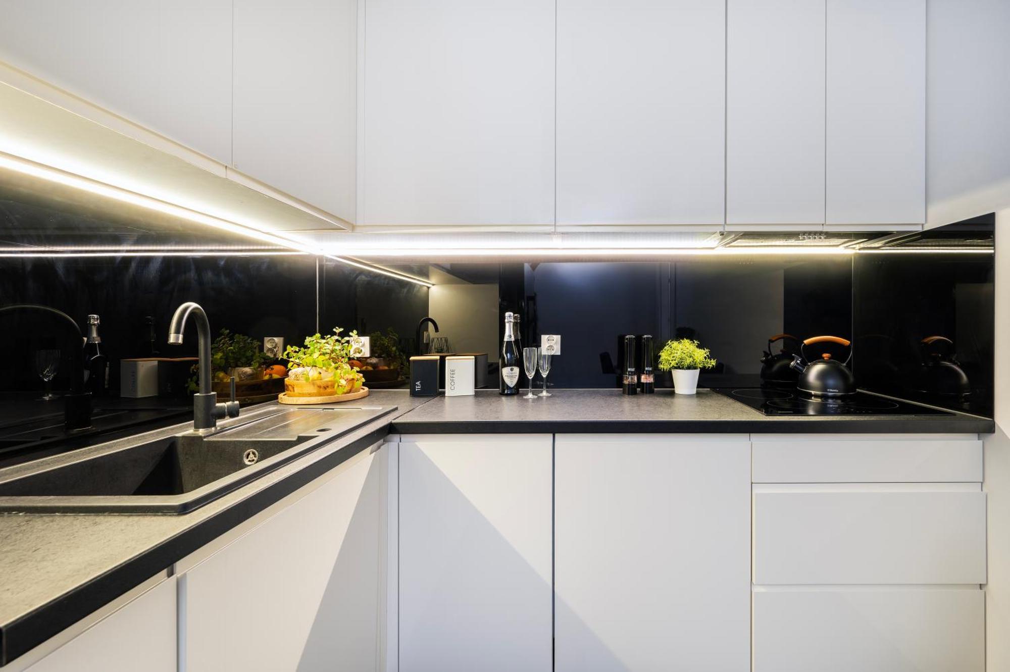 Manufaktura Residence - Apartamenty Industrial Z Parkingiem I Dwoma Lazienkami Łódź Eksteriør billede